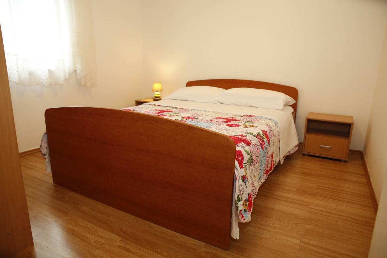 Apartment Leonora ヴォディツェ エクステリア 写真